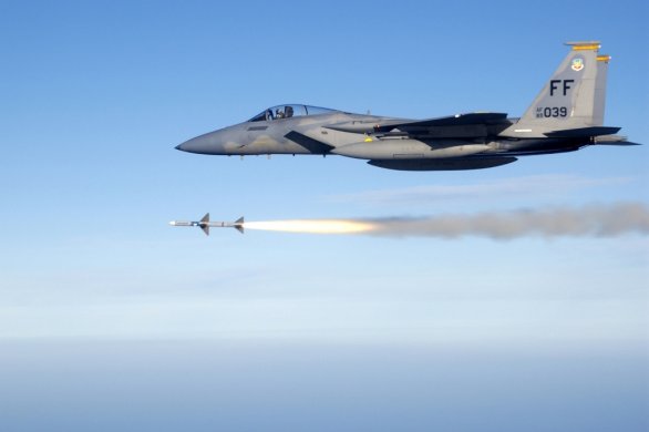Pentagon chce nové stíhačky F-15X Advanced Eagle. Letectvu navzdory