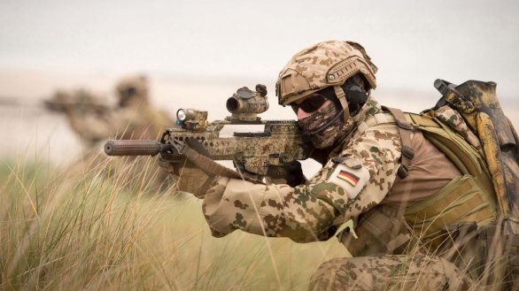 Arabská státní společnost dodá Bundeswehru 118 718 útočných pušek MK556