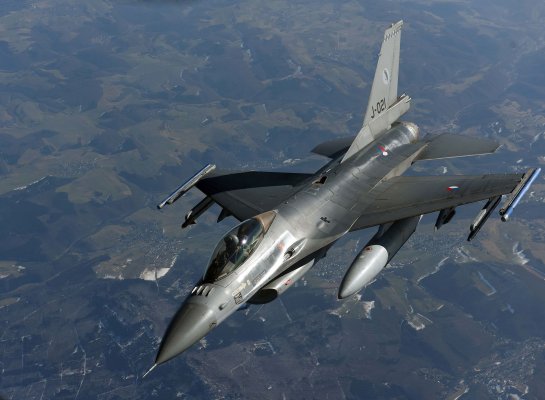 Nizozemské stíhačky F-16 pro slovenské a bulharské letectvo?