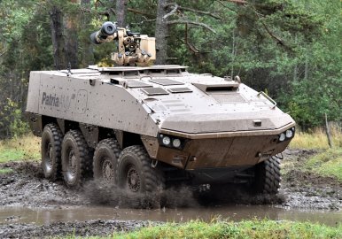 Finové dodají Japonsku obrněné transportéry Patria AMV XP