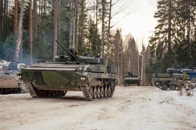 Finská vojenská pomoc Ukrajině