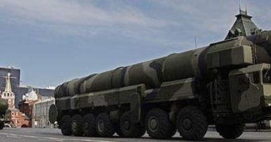 Rusové opět uskutečnili úspěšný test mezikontinentální rakety Topol
